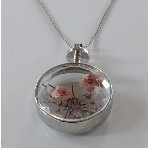 Elegant Silver and Pink Floral Pendant Necklace